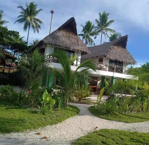 پانسیون Private Beachfront Villa In Siargao