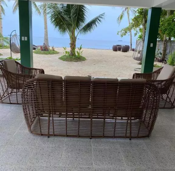 پانسیون Private Beachfront Villa In Siargao