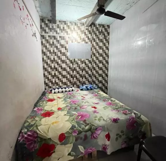Majatalo Shyam Sadan Guest House