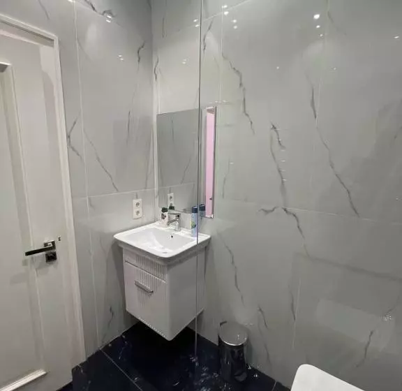 پانسیون Tashkent Hotel Parvoz