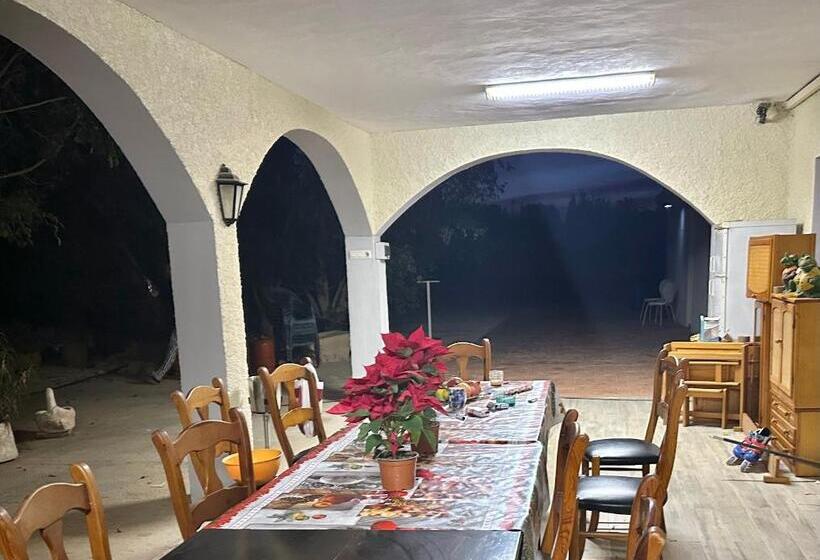 پانسیون Zizi Rentals