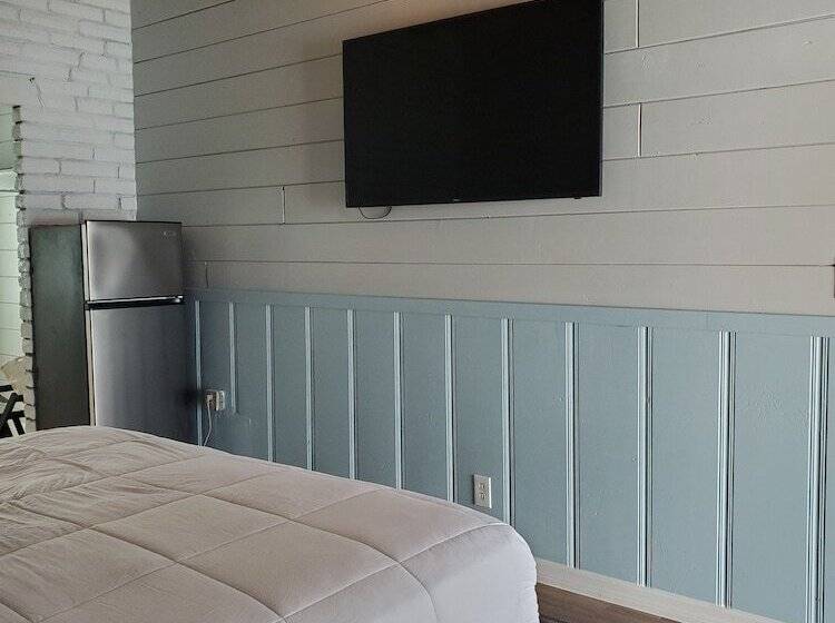 فندق Hollywood Gardens Inn & Suites