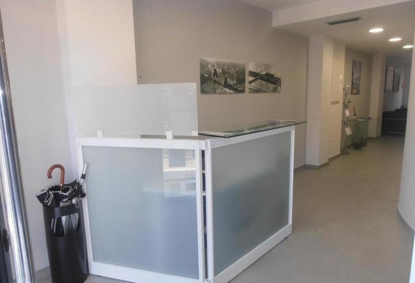 Apartamentos Doctor Clara