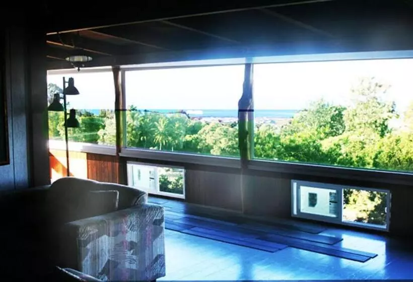 هتل Aeolian Ranch Guest House