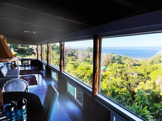 هتل Aeolian Ranch Guest House