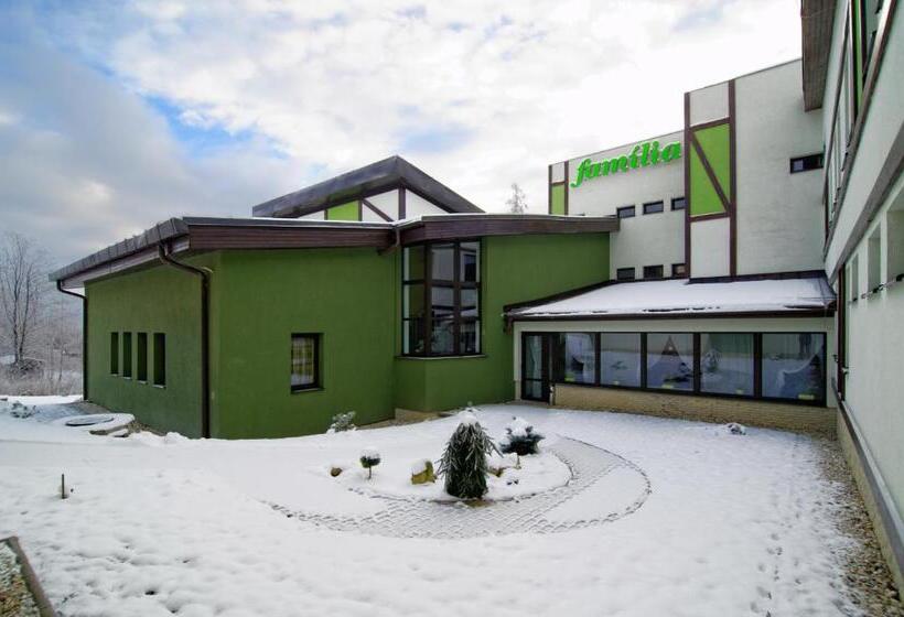 בית מלון כפרי Apartmanovy Dom Familia Smokovec