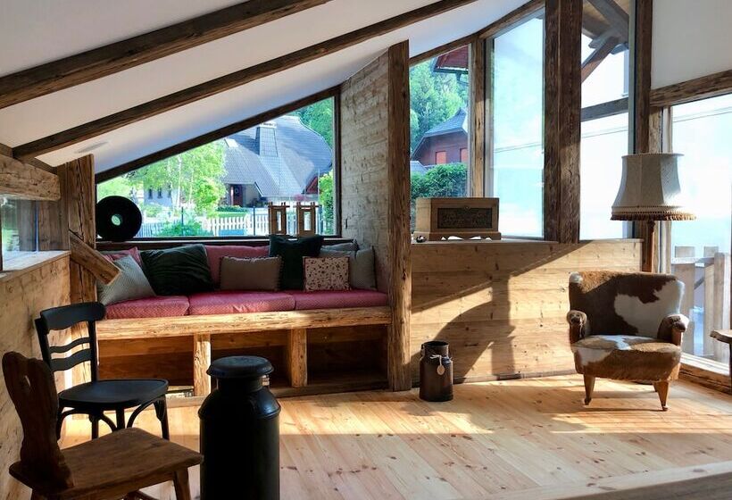 Berghi Hotel And Apartments