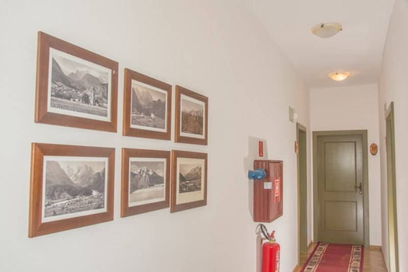 Berghi Hotel And Apartments