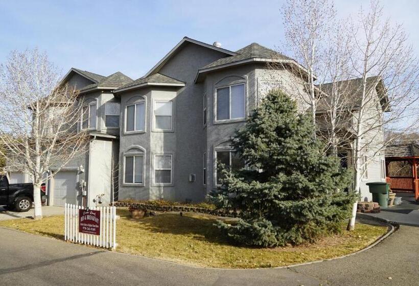 호텔 Castle Creek Manor