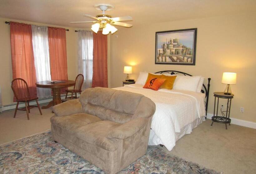 호텔 Castle Creek Manor