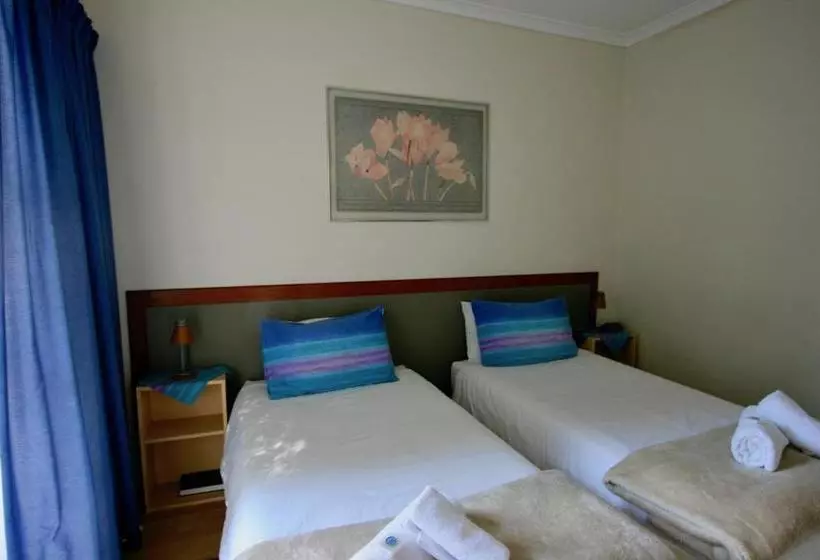 Hotelli Clouds Guest House