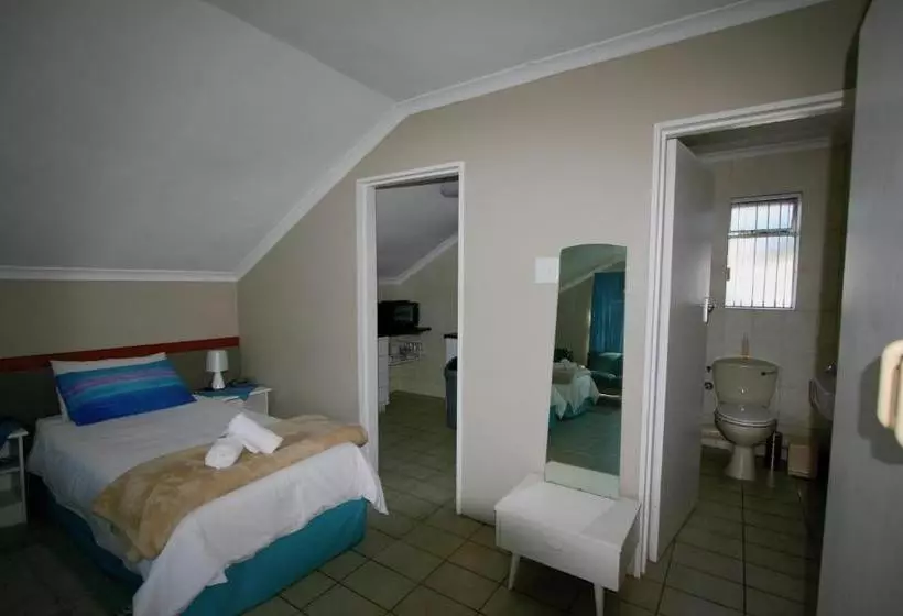 Hotelli Clouds Guest House