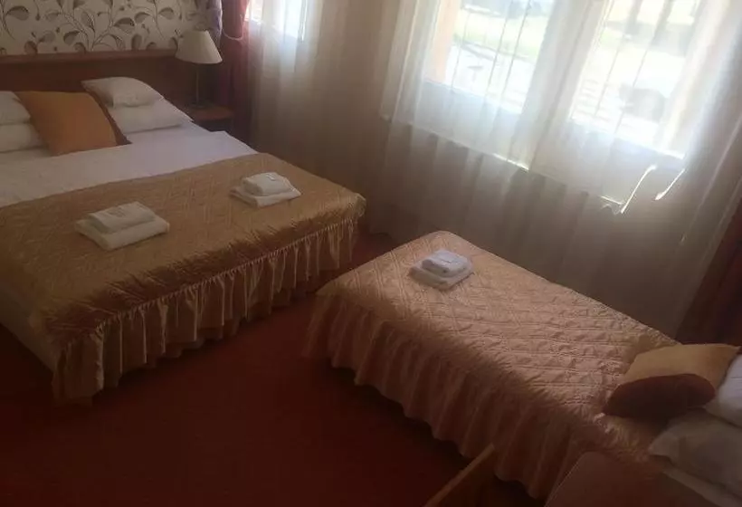 هتل Corner