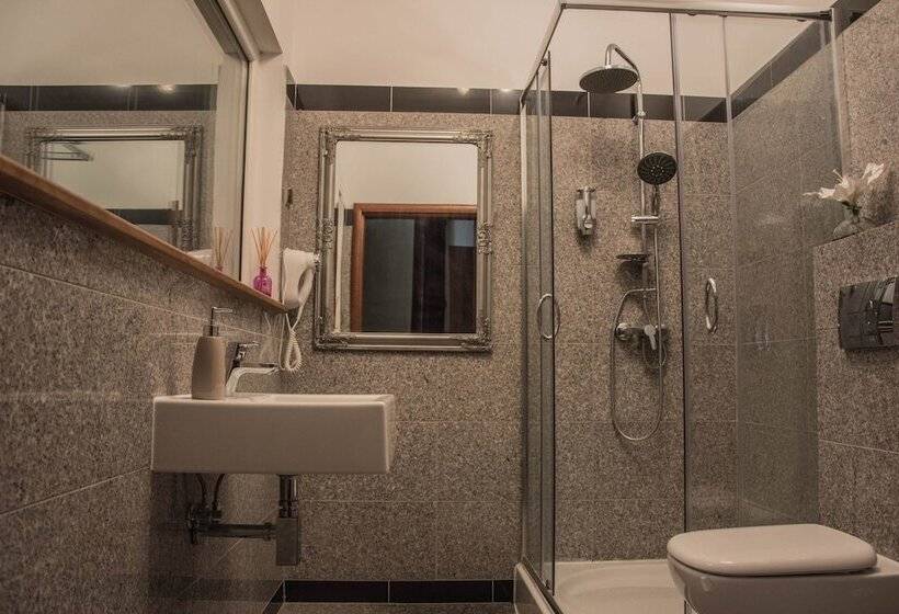 هتل łódzki Pałacyk