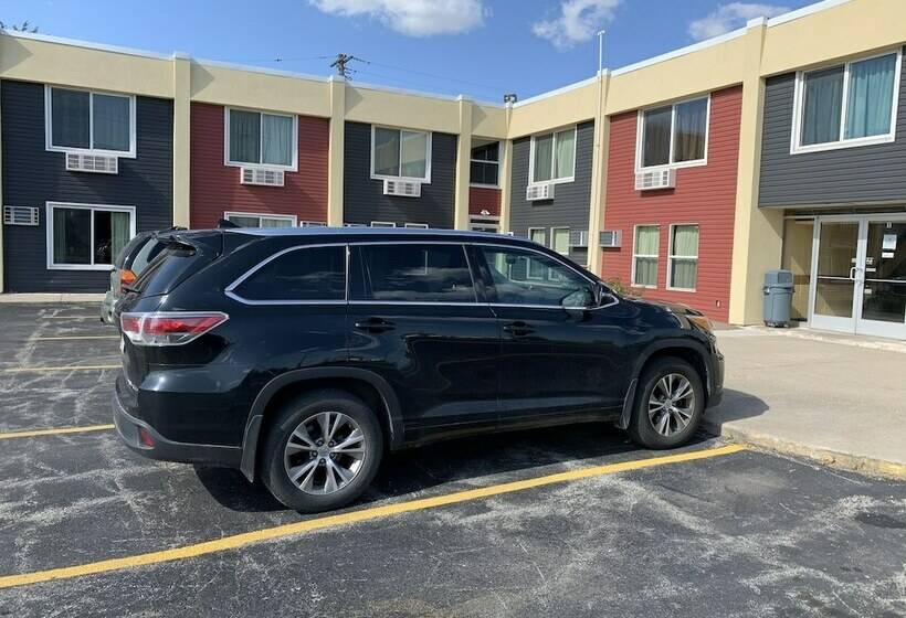 فندق Economy Inn