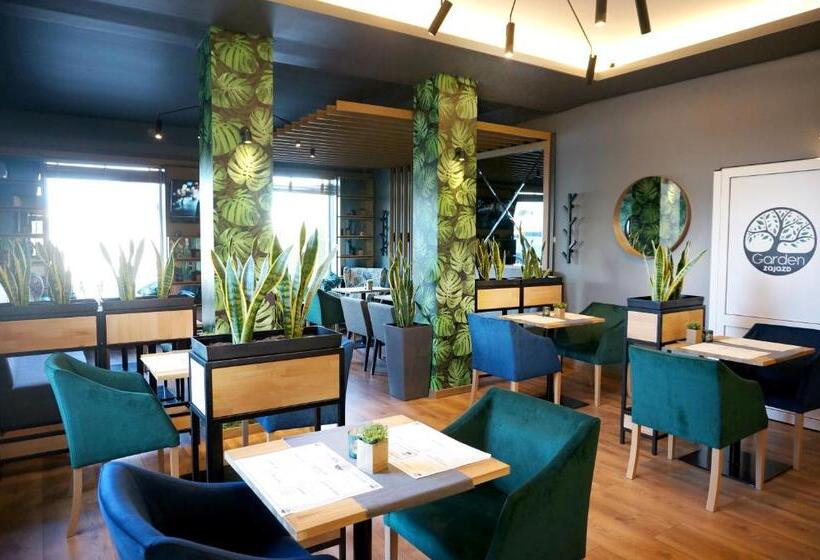 فندق Garden Zajazd