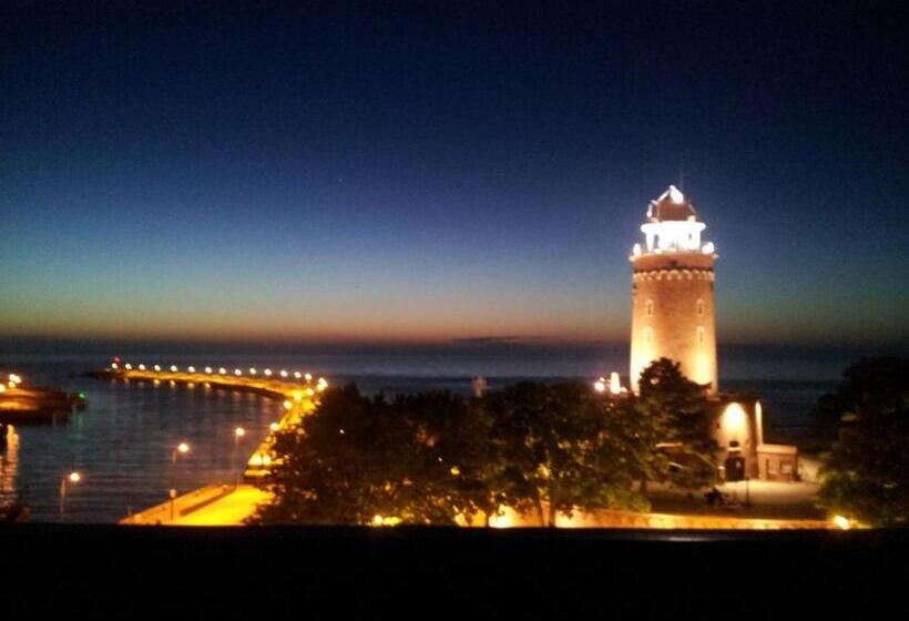 هتل Hanseatic  Adults Only