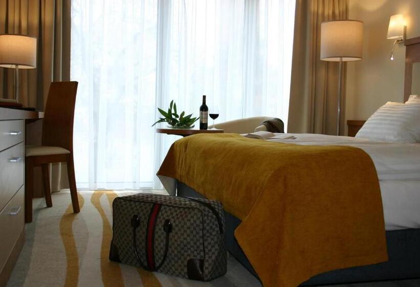 هتل Hanseatic  Adults Only