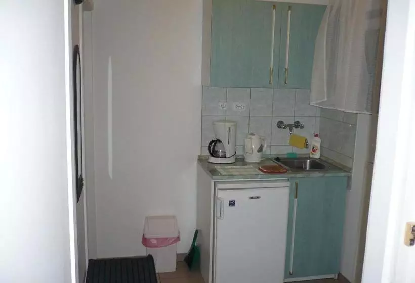 ホテル Jankó Apartmanház