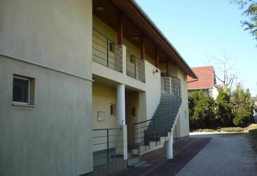 ホテル Jankó Apartmanház