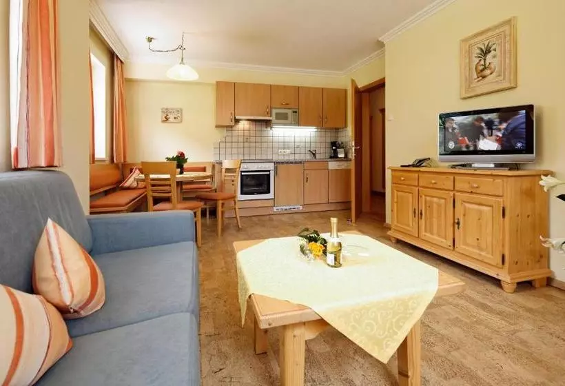 ホテル Kinigadner Appartements