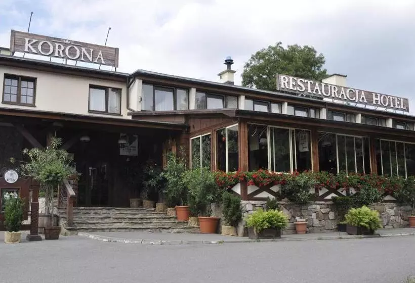 Hotelli Korona