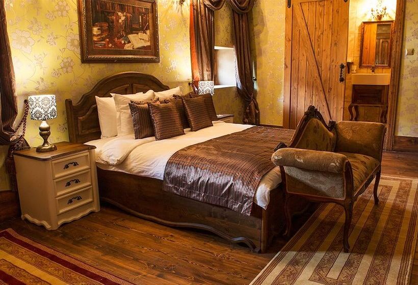 Отель Kyrenia Palace Boutique