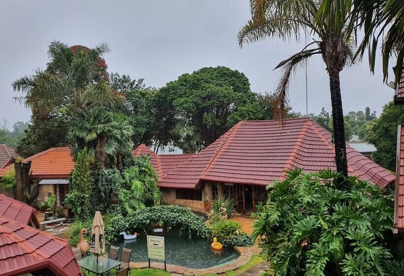 Отель Mannah Guest Lodge