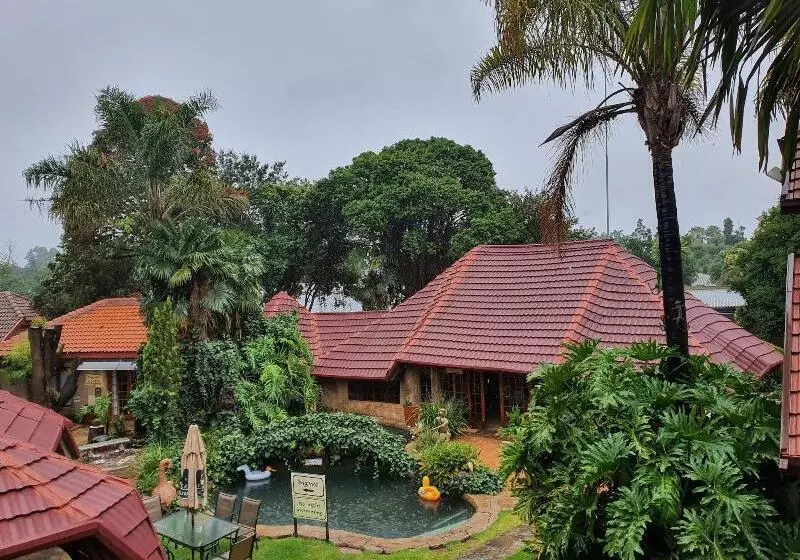 ホテル Mannah Guest Lodge