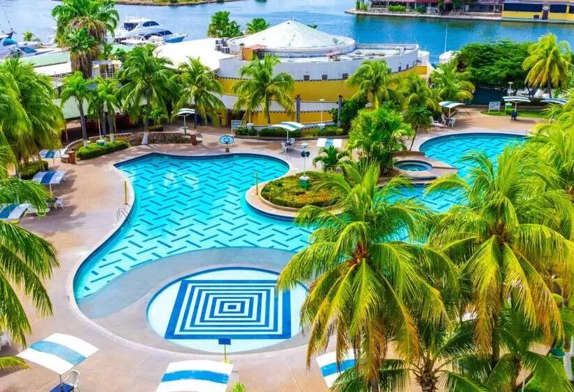 هتل Marina Aqua Vi Suites