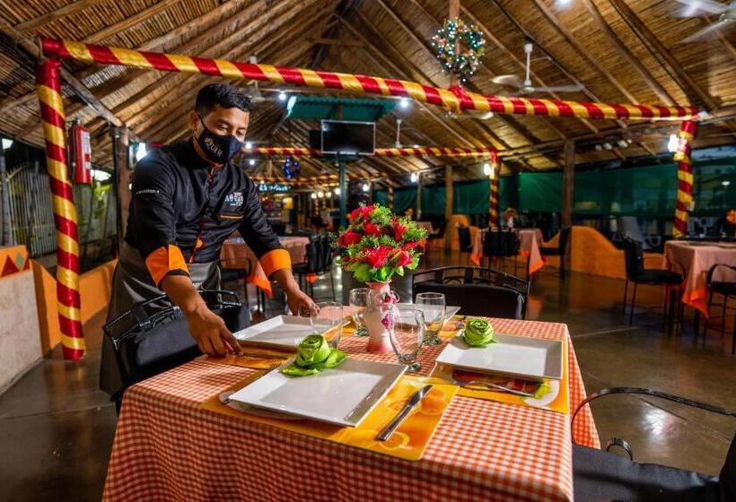 هتل Marina  Aqua Vi Suites