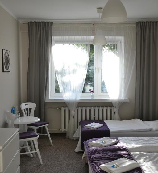 בית מלון כפרי Pod Dębem