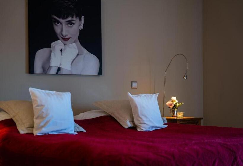 호텔 Rezydencja Villa Nova