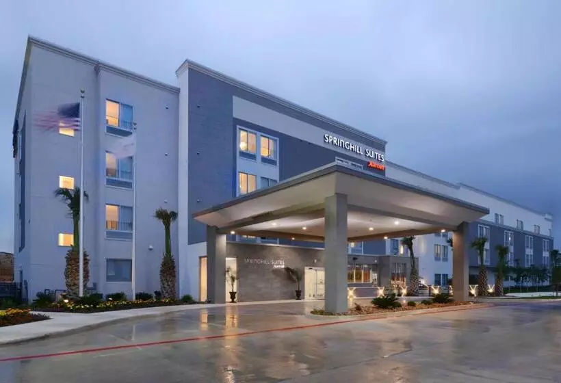 Hotelli Springhill Suites By Marriott San Antonio Northwest At The Rim