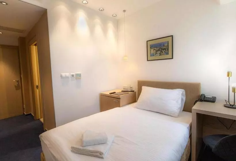 هتل Villa Nečas žilina