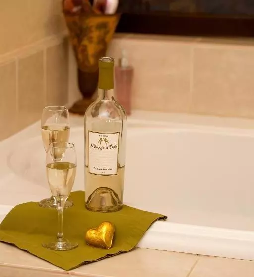 Hotelli Westphal Mansion Inn Bed & Breakfast
