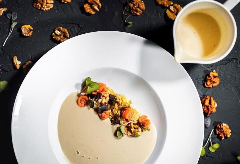 Отель Wieniawski