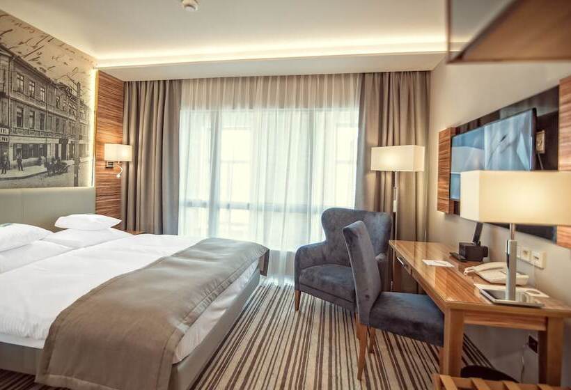 Отель Wieniawski