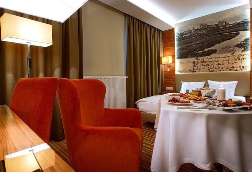 Отель Wieniawski