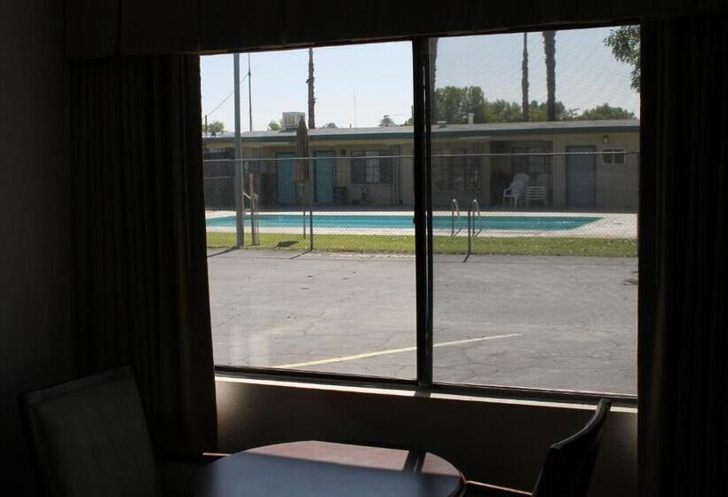 Indio Holiday Motel