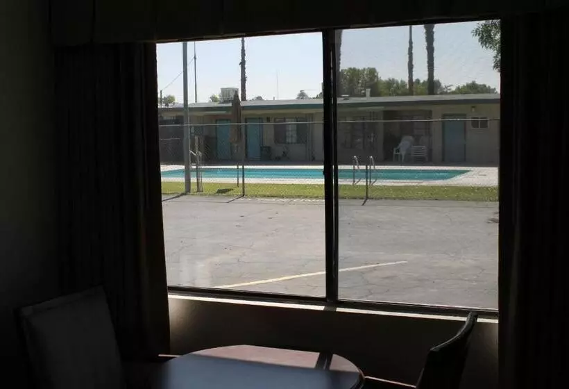 Indio Holiday Motel
