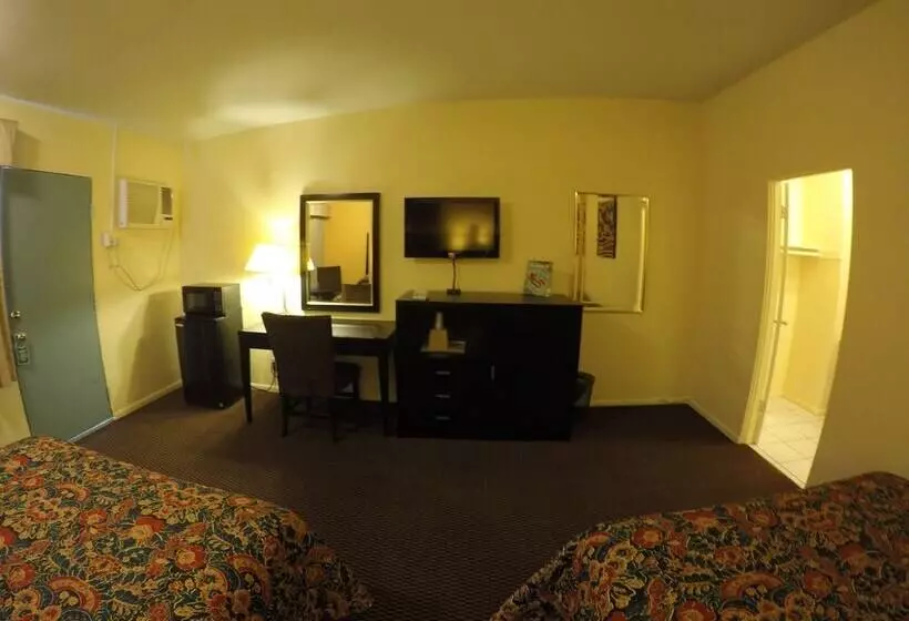 Indio Holiday Motel