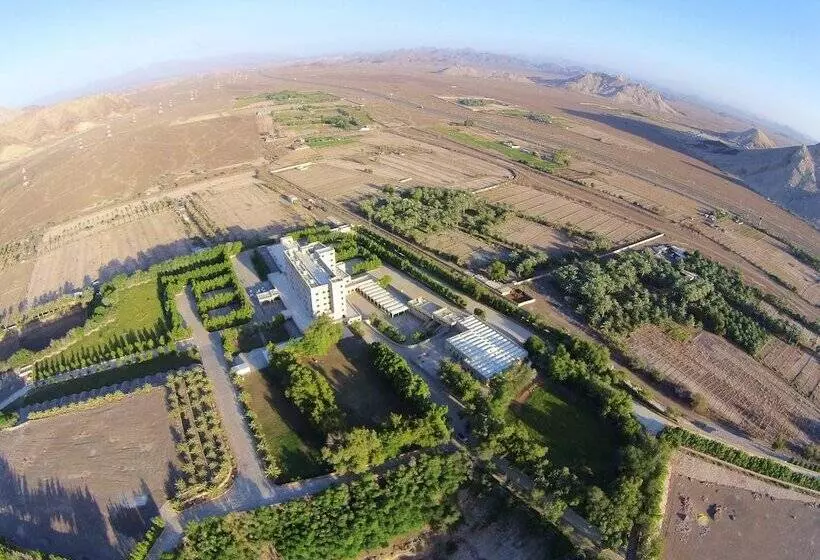 Mahadha Hotel