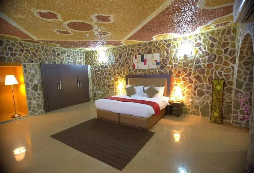 Mahadha Hotel