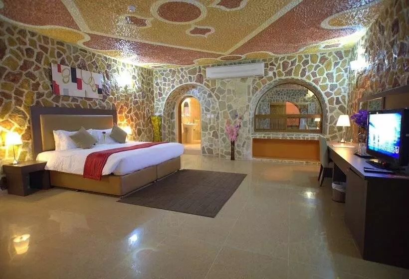 Mahadha Hotel