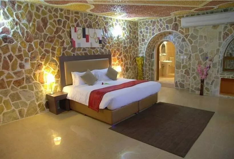 Mahadha Hotel