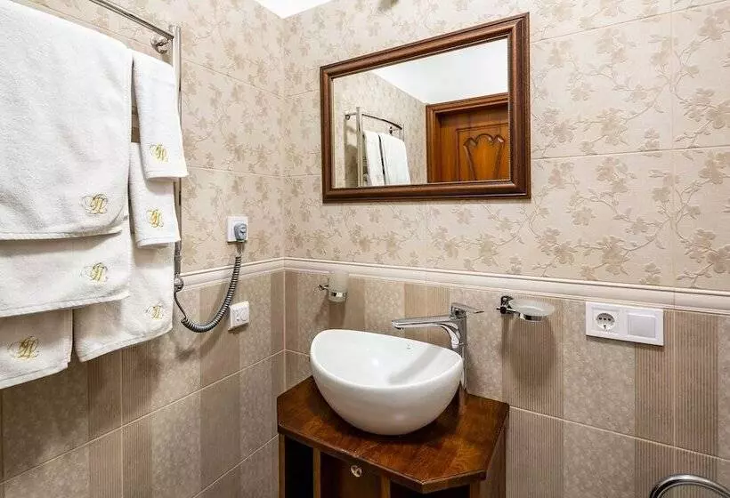 Mini Hotel Guest House Inn Lviv