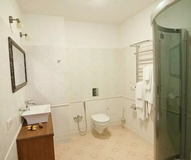 Mini Hotel Guest House Inn Lviv