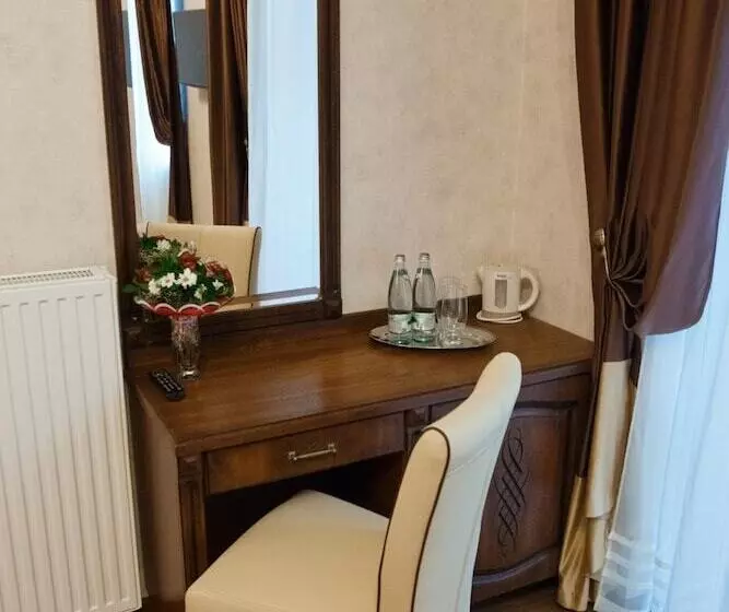 Mini Hotel Guest House Inn Lviv