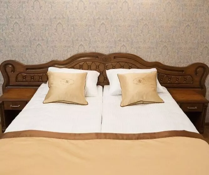 Mini Hotel Guest House Inn Lviv